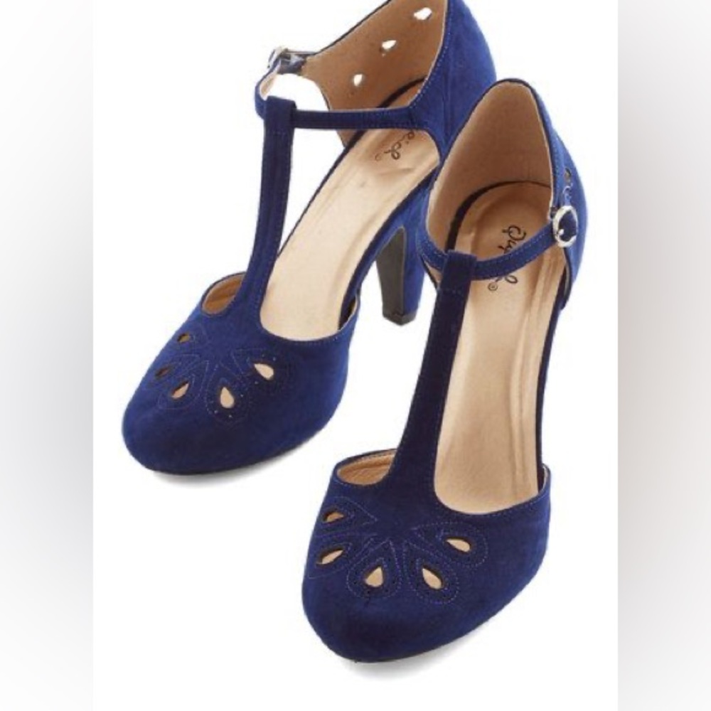Qupid Navy T-Strap Retro Heel